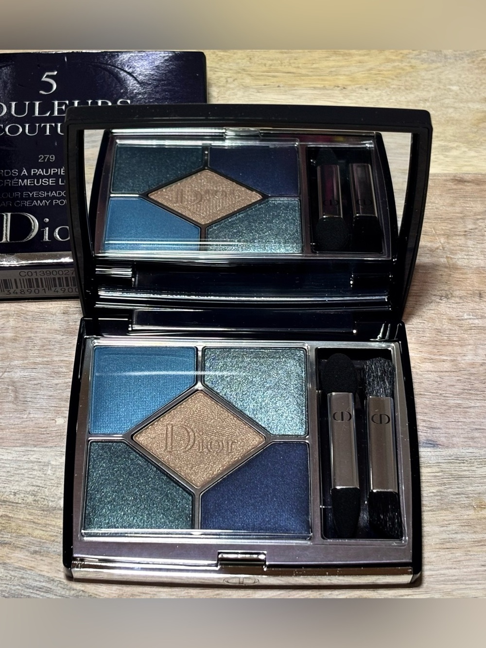 New in box - DIOR #279 Denim eyeshadow palette